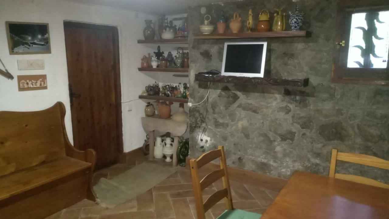 Can Serraima, Casa Rural A Prop De La Cerdanya Neva Exterior photo