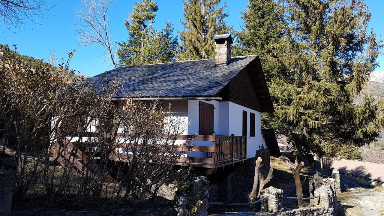 Can Serraima, Casa Rural A Prop De La Cerdanya Neva Exterior photo
